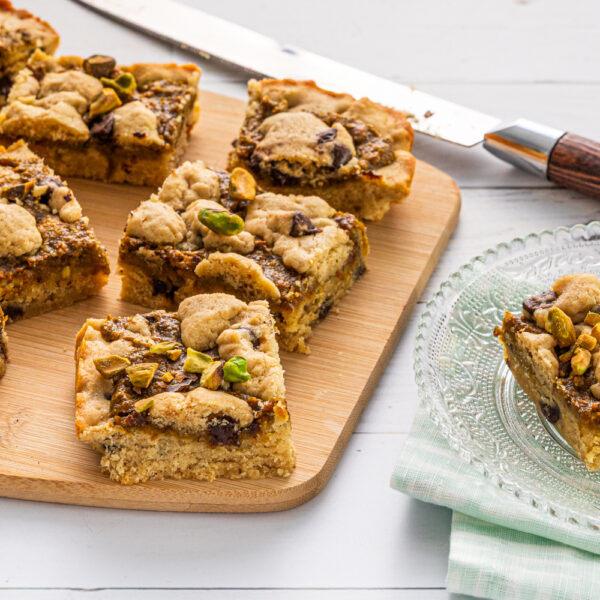 Pistachio Chocolate Chip Bars