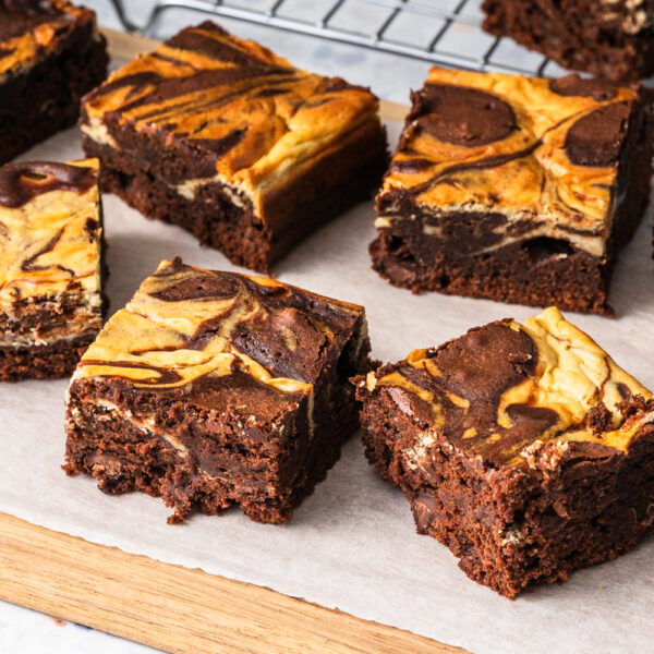 Brownies with Cheesecake Swirl